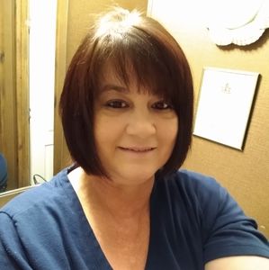 Meet your Posher, Vicki lynn